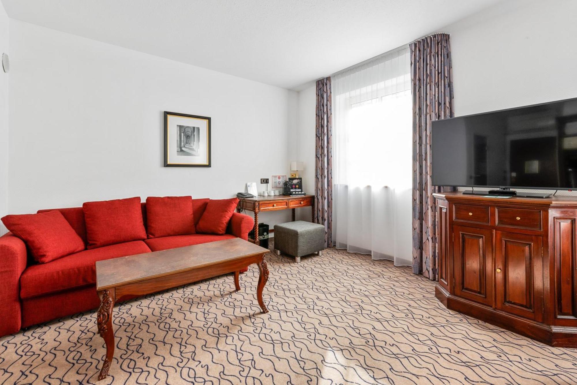 Superior Family Room